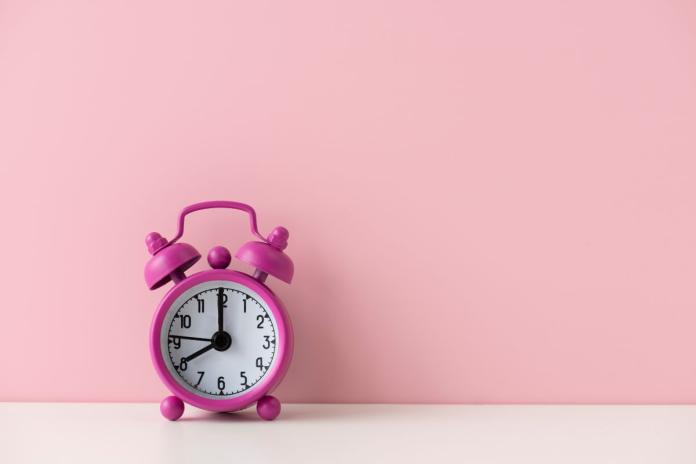 ピンクの時計 ピンクの時計